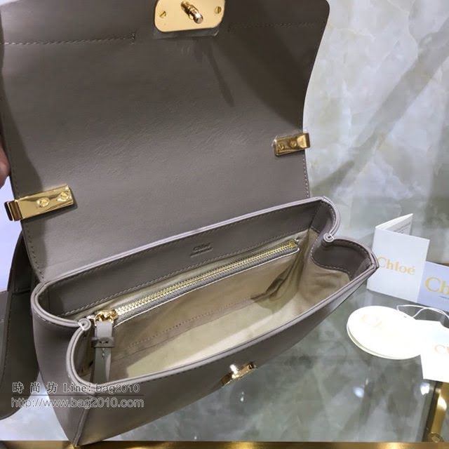 Chloe女包 克洛伊經典C形飾扣寬肩帶包包 Chole手提肩背斜挎包  jjh1377